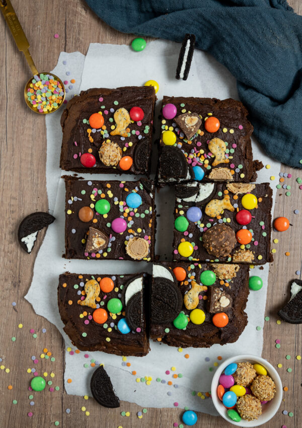 Candy Konfetti Brownies Geburtstagsfeier zu 10 Jahren Nom Noms food