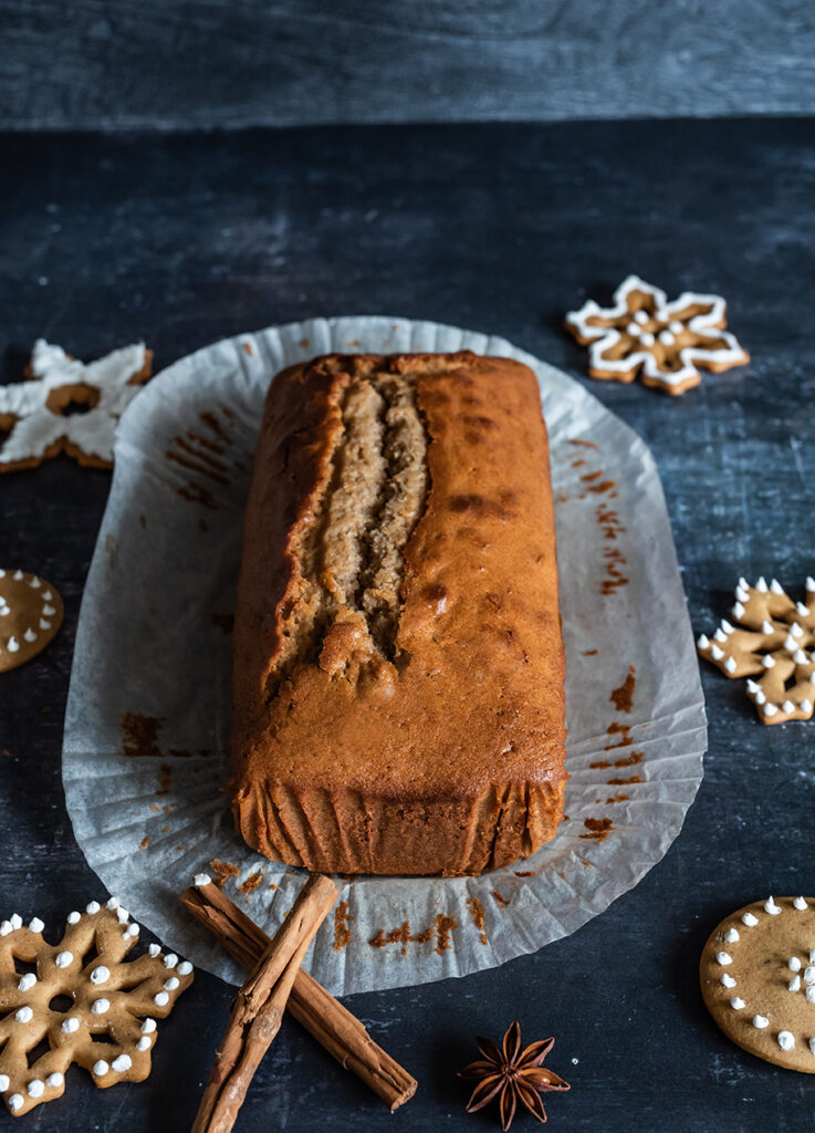 Lebkuchen-Kuchen - fluffiger Gewürzkuchen mit Orangen-Frischkäse Geburtstagsfeier zu 10 Jahren Nom Noms food