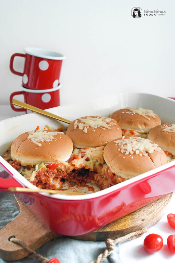 Schneller veganer Burger-Auflauf Veganuary Super Bowl
