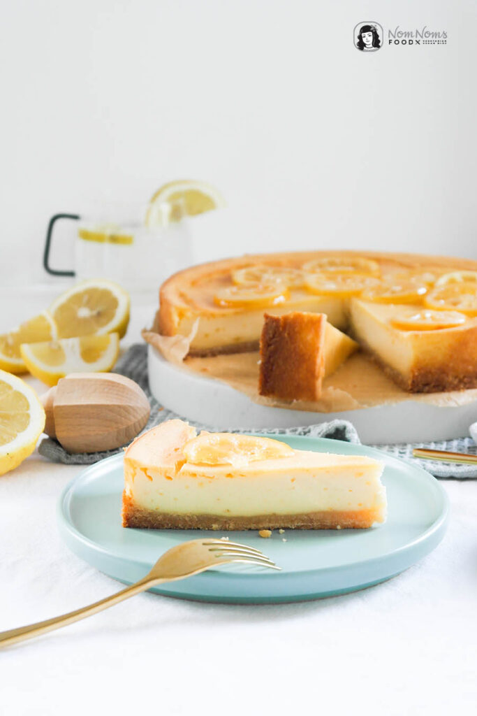 Veganer Zitronen-Käsekuchen mit kandierten Zitronen-Scheiben Käsekuchen Boom