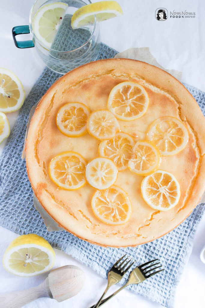 Veganer Zitronen-Käsekuchen mit kandierten Zitronen-Scheiben Käsekuchen Boom