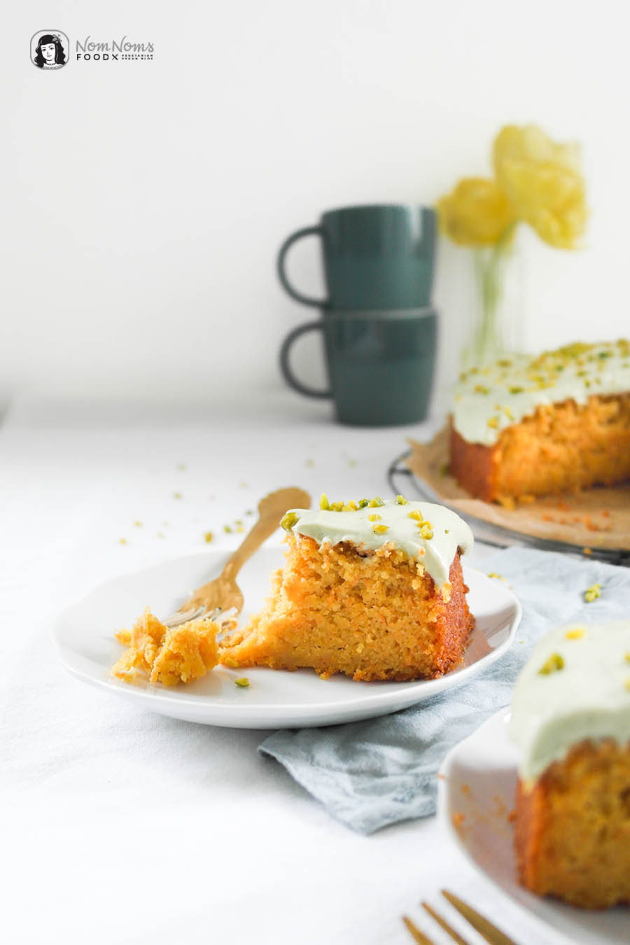 Karottenkuchen mit Pistazien-Frischkäse-Creme