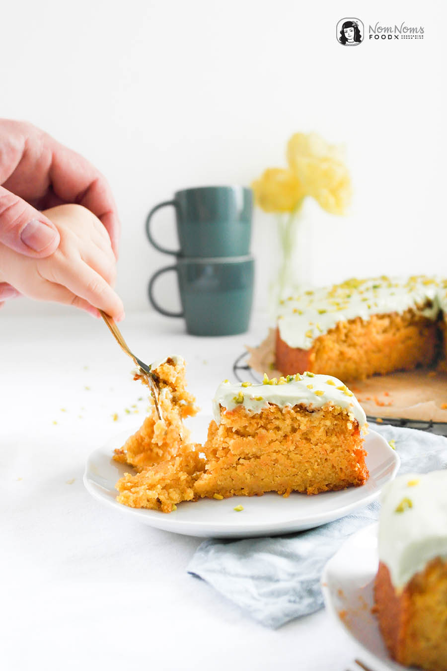 Karottenkuchen mit Pistazien-Frischkäse-Creme