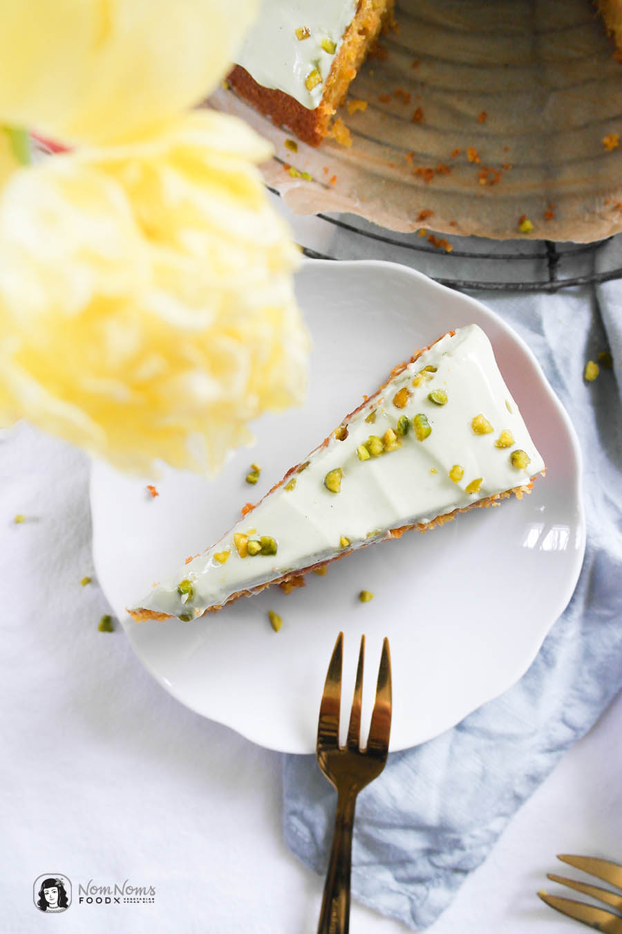 Karottenkuchen mit Pistazien-Frischkäse-Creme