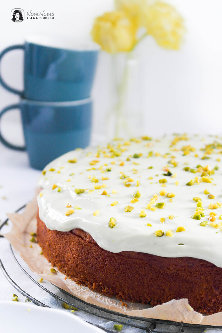 Karottenkuchen mit Pistazien-Frischkäse-Creme