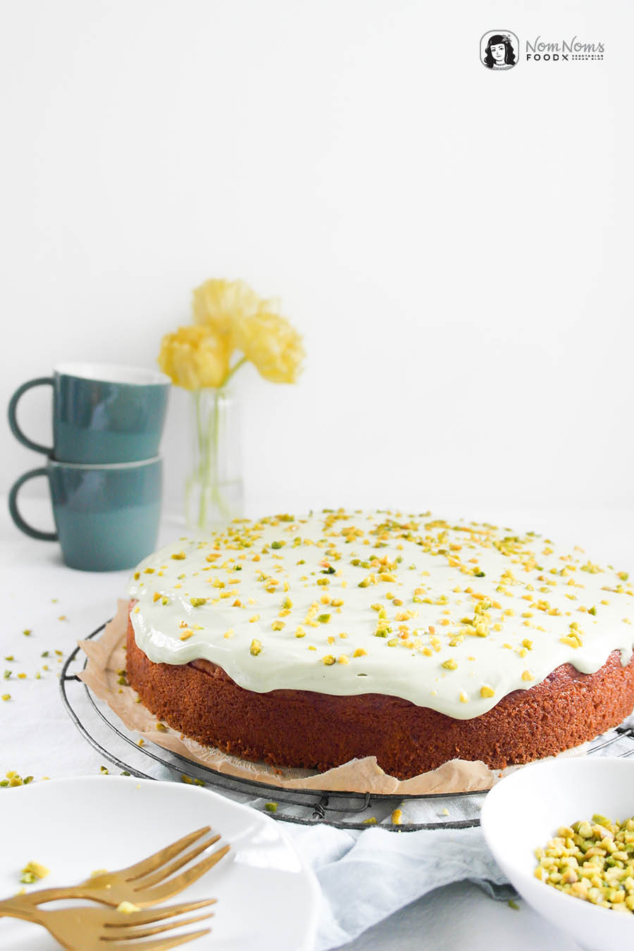 Karottenkuchen mit Pistazien-Frischkäse-Creme