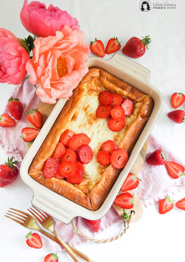 Ofen-Pfannkuchen mit frischen Erdbeeren ❤