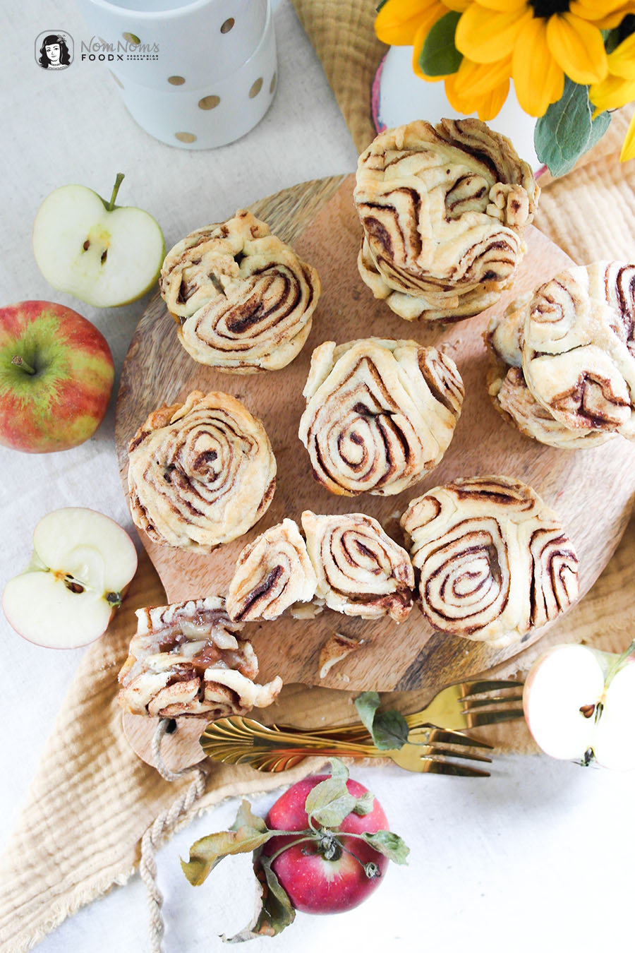 Apfel-Zimtschnecken-Küchlein aus der Muffin Form