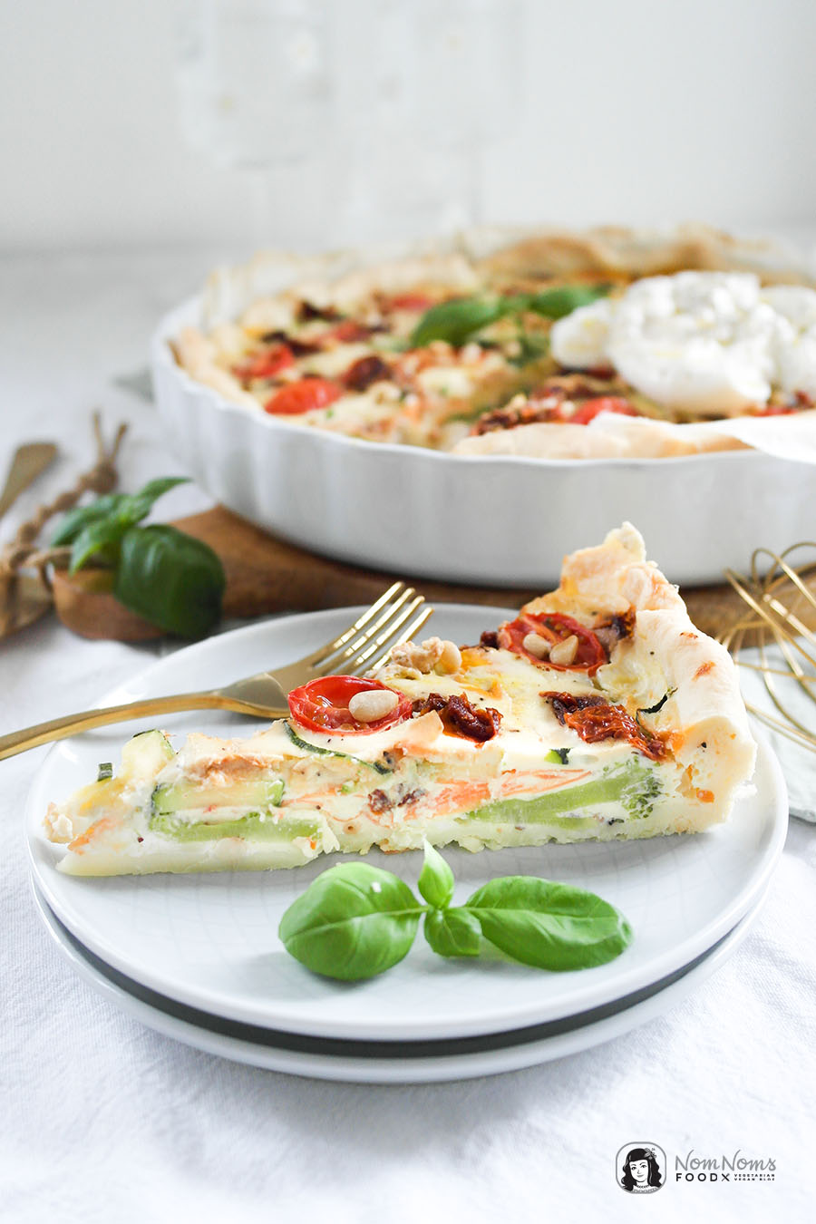 Bunte Gemüse-Quiche mit Burrata #WirSindBuntBoom Foodblogs gegen Rechts