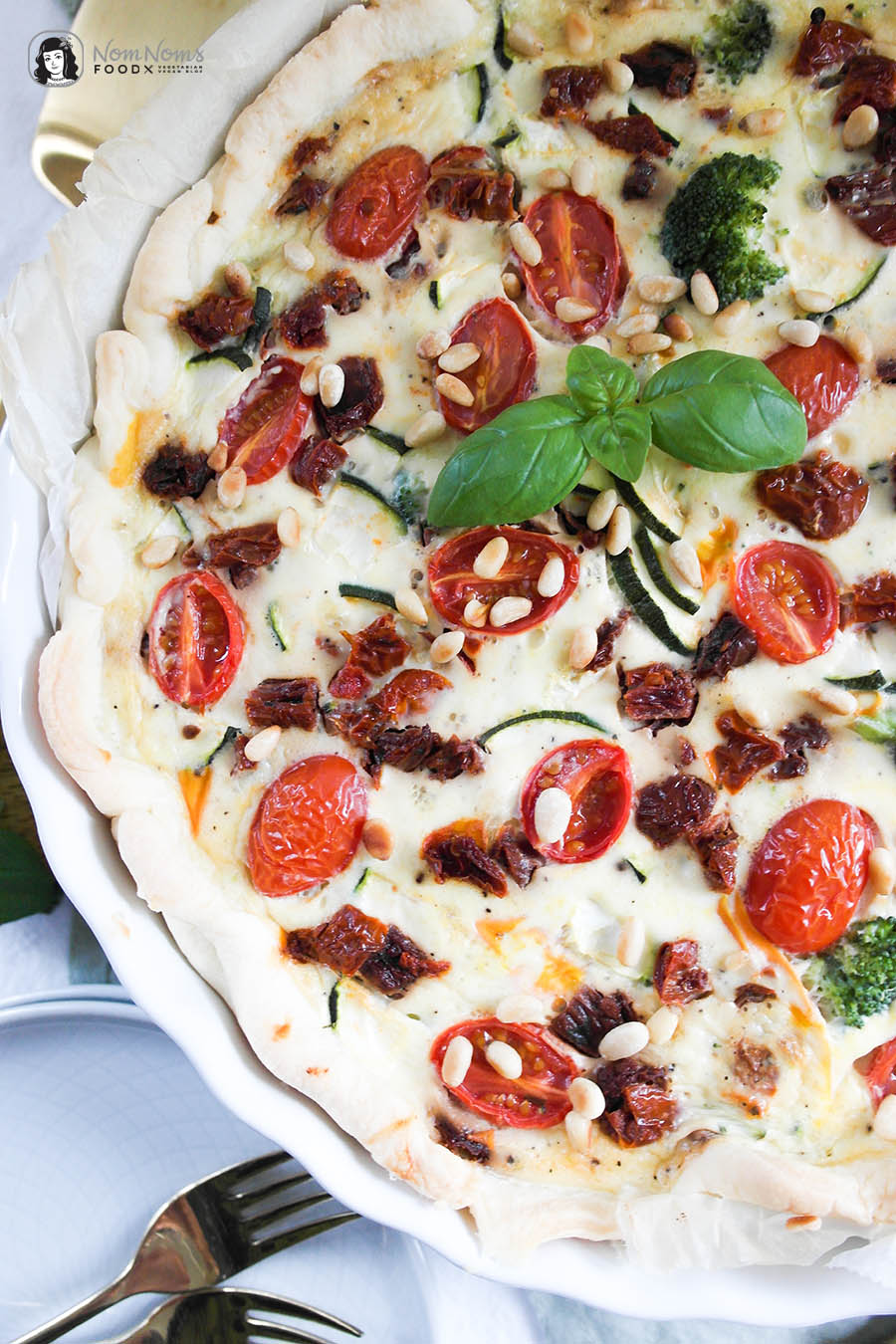 Bunte Gemüse-Quiche mit Burrata #WirSindBuntBoom Foodblogs gegen Rechts