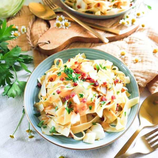 Kraut-Nudeln – Herbst/Winter Pasta mit Weißkohl ❤