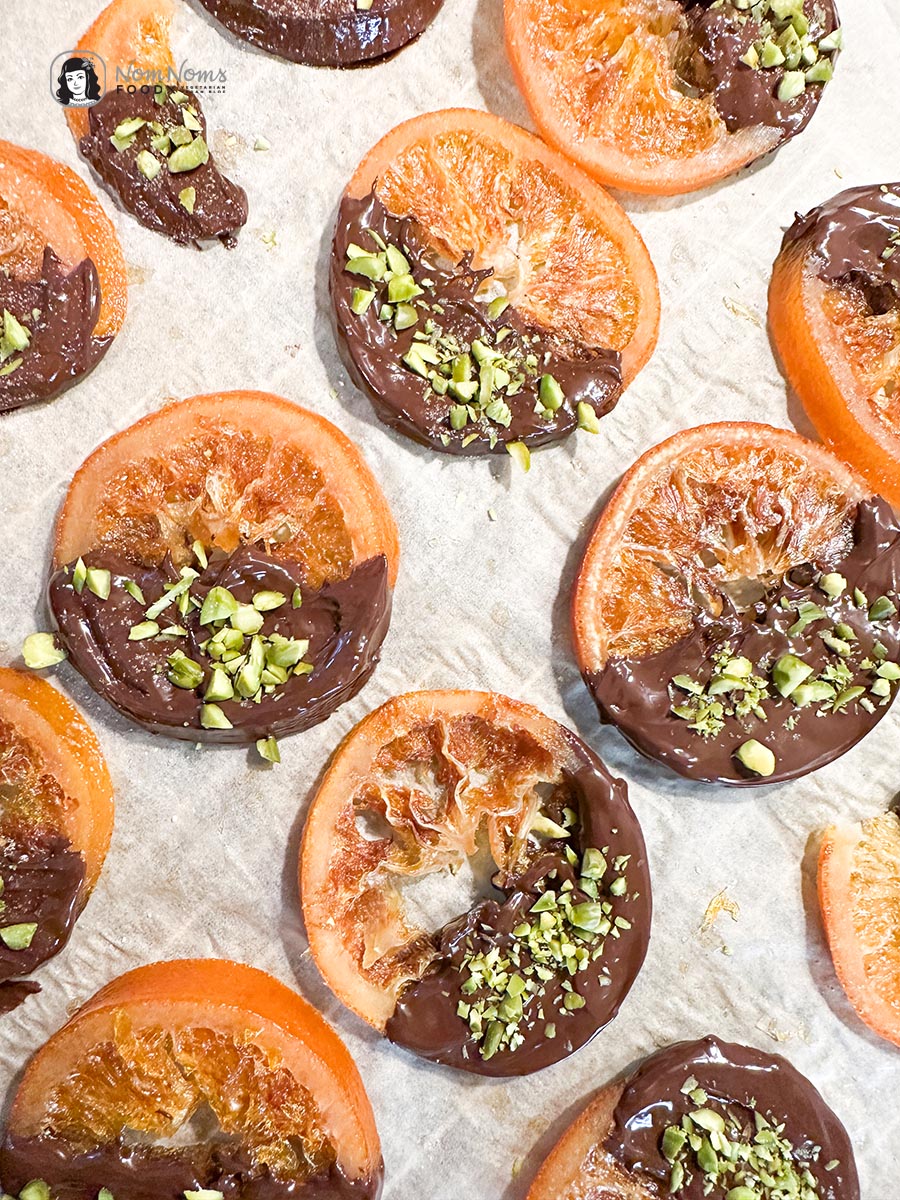 Kandierte Orangen mit Schokolade und Pistazien