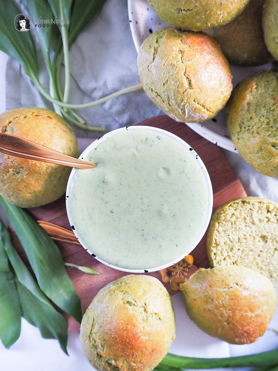 Cremiger Whipped Bärlauch-Feta-Dip