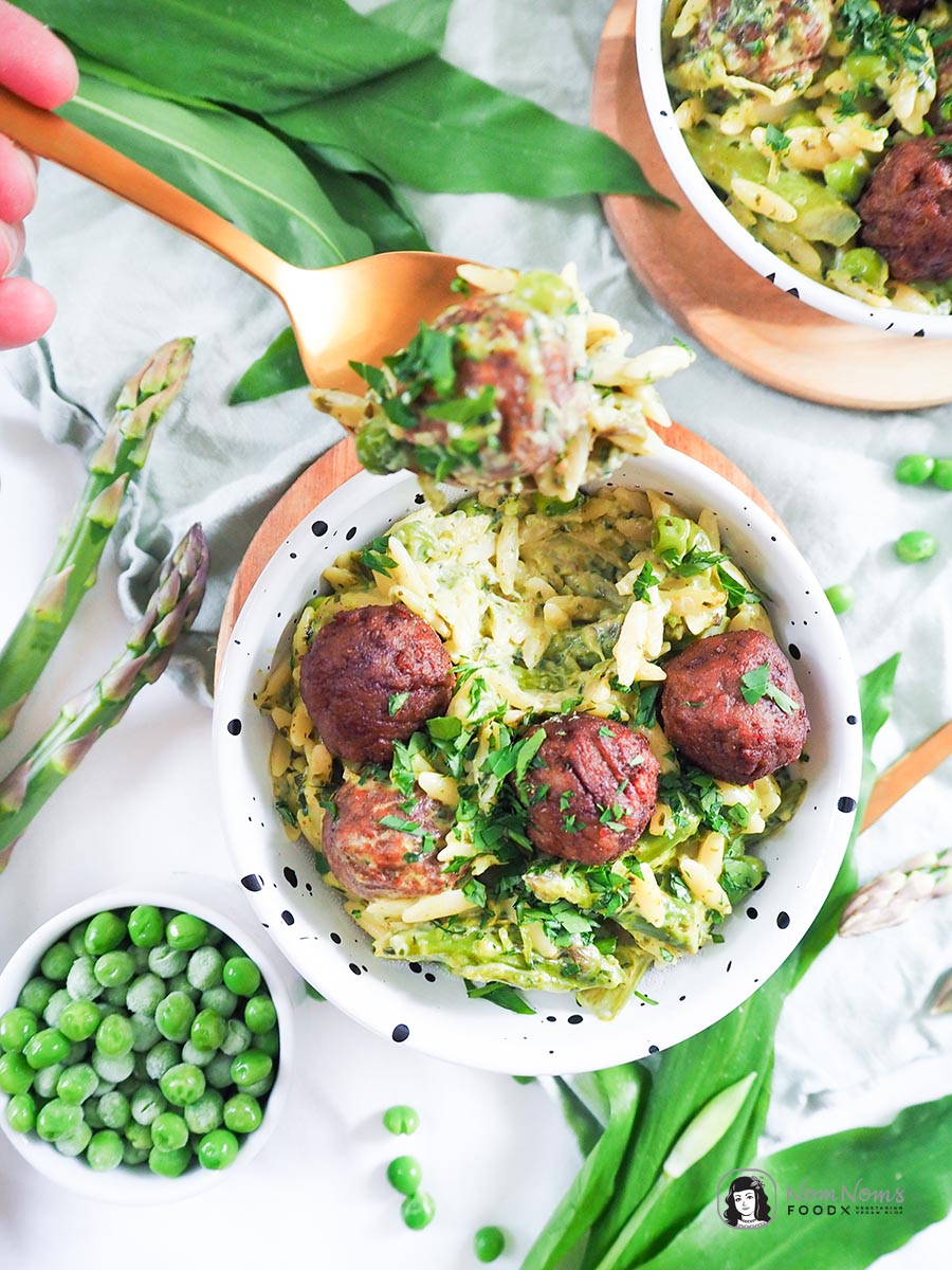 One Pot grüner Wikingertopf mit Bärlauch, Erbsen und grünem Spargel zum Frühling